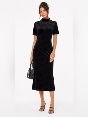 Vintage Black Floral Burnout Velvet Maxi Dress
